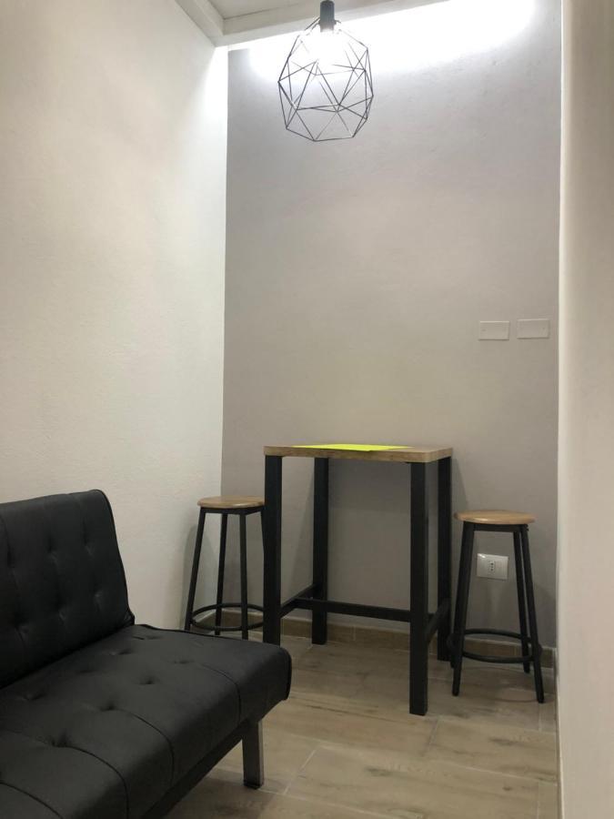 Domus Alice Apartment มอนเซร์ราโต ภายนอก รูปภาพ