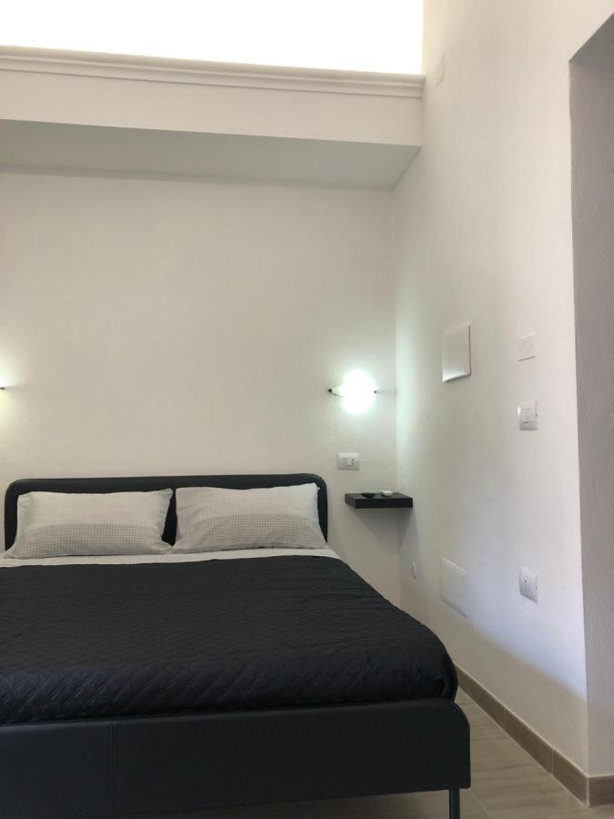 Domus Alice Apartment มอนเซร์ราโต ภายนอก รูปภาพ