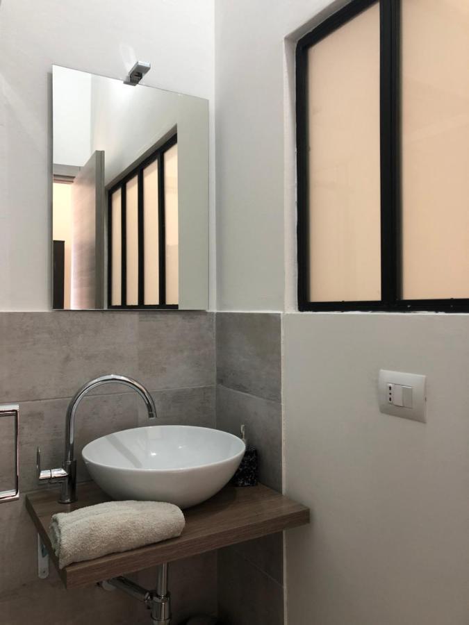 Domus Alice Apartment มอนเซร์ราโต ภายนอก รูปภาพ