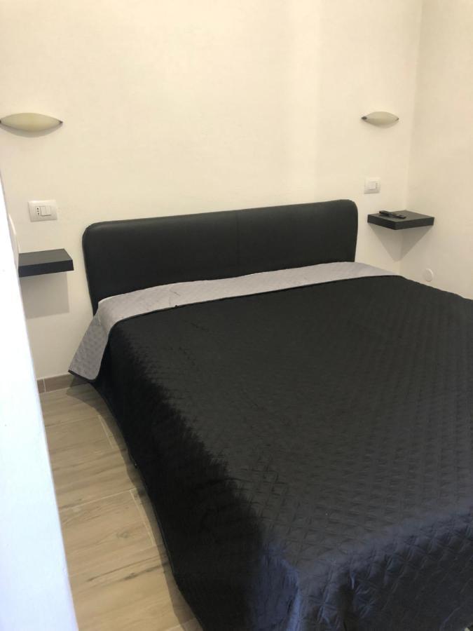 Domus Alice Apartment มอนเซร์ราโต ภายนอก รูปภาพ